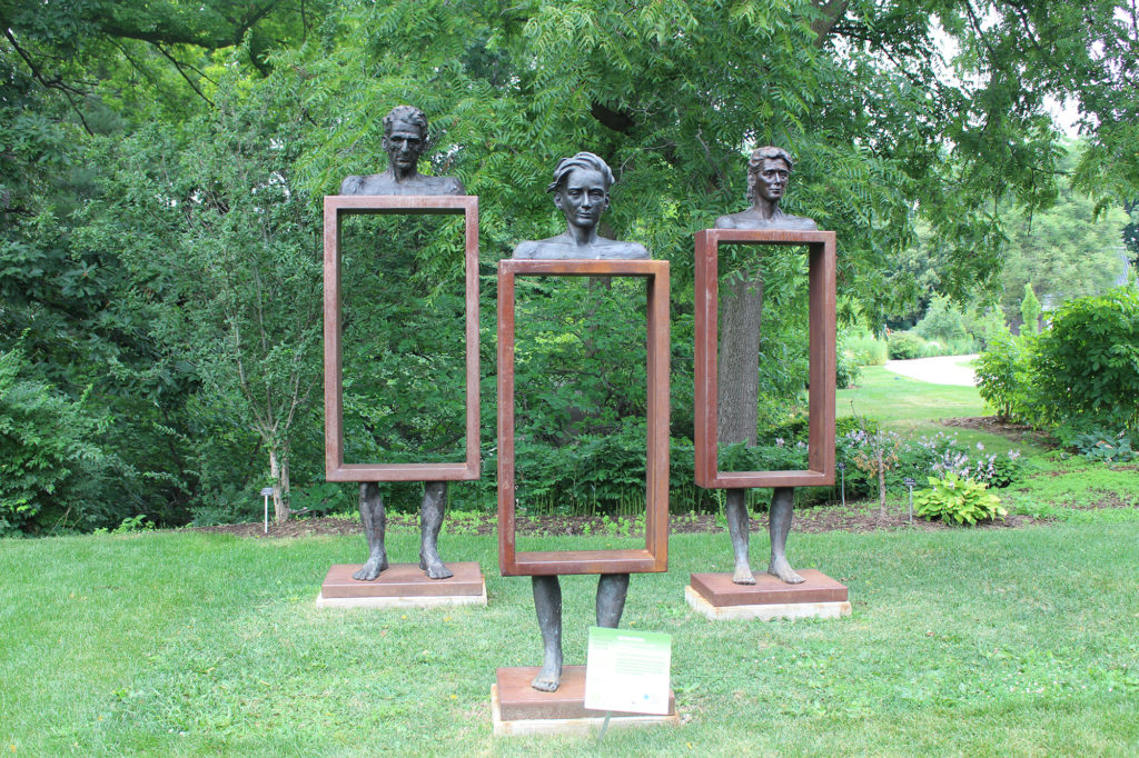 Generations Sculpture Edwin Veronica Dam De Nogales S